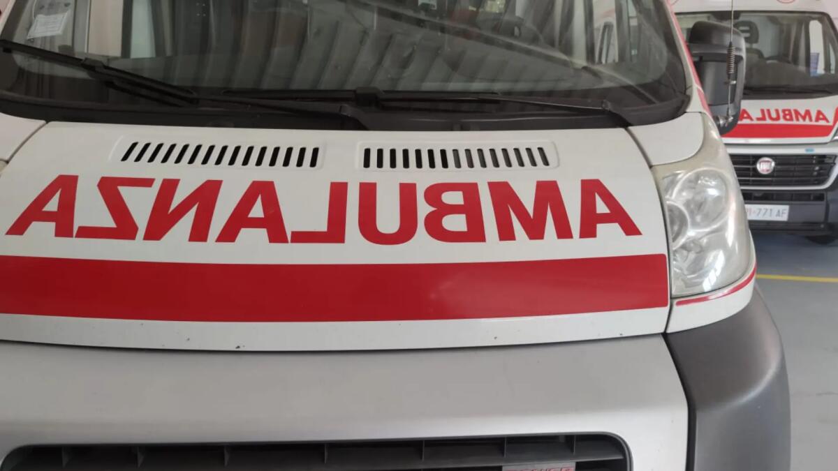 Nel fossato camion carico di sostanza chimica: l'incidente lungo la Regionale 463 tra Codroipo e Sedegliano - 