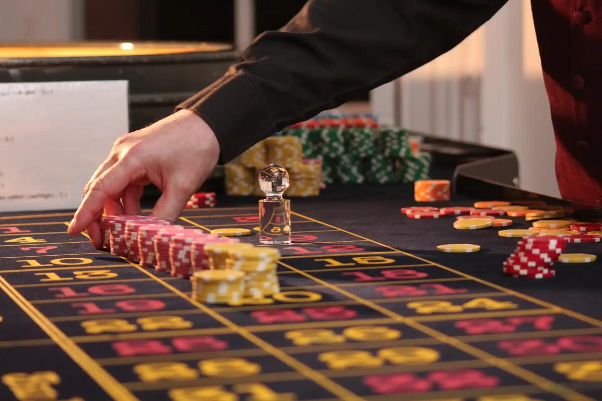 Serata al casinò: qual è il giusto dress code - 