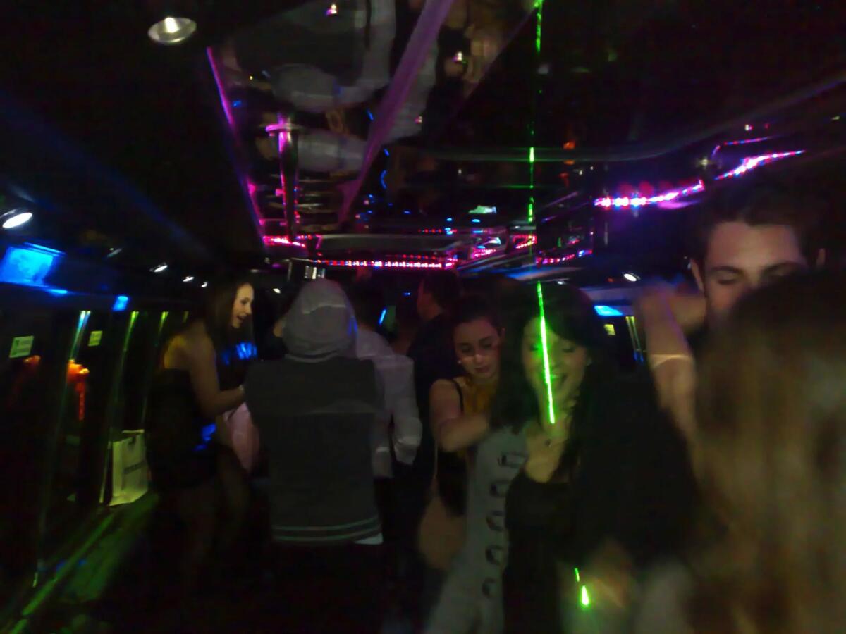Jesolo. Dopo il party in Disco, rientro a casa in bus: "primi riscontri positivi" - 