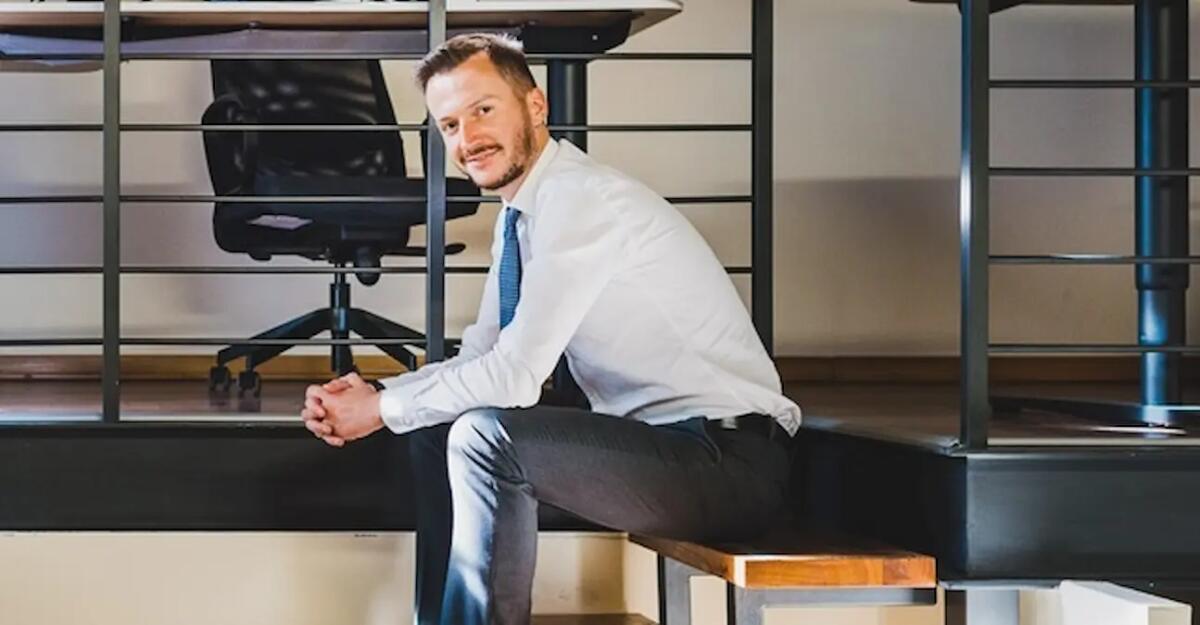 "Intervista all'esperto": Andrea Longhi e la metamorfosi del marketing B2B nell'era digitale - 