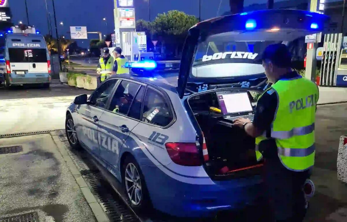 Lignano Sabbiadoro, ubriachi alla guida dell’auto: quattro giovani nei guai - 