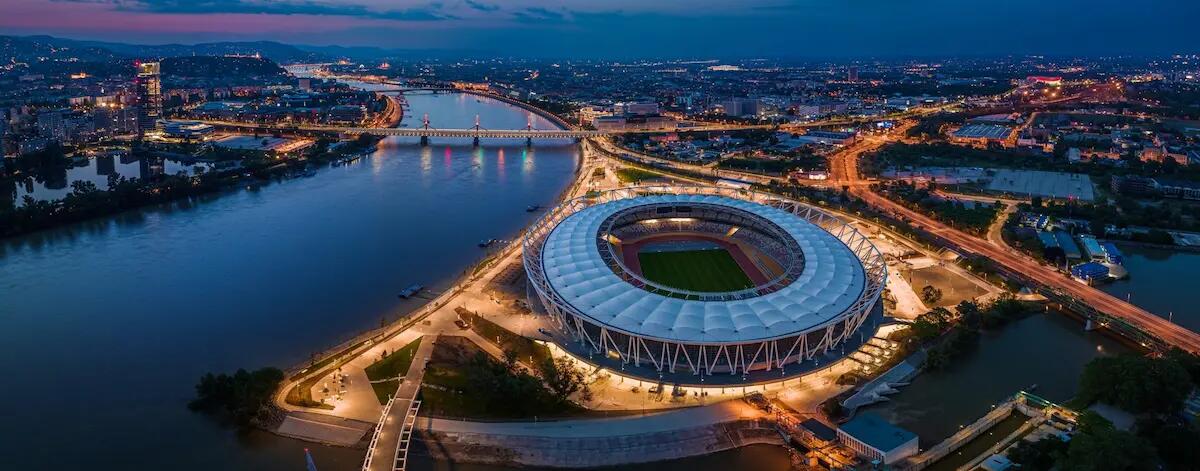 Mondiali di atletica, zincata nel vicentino la copertura dello stadio di Budapest - 