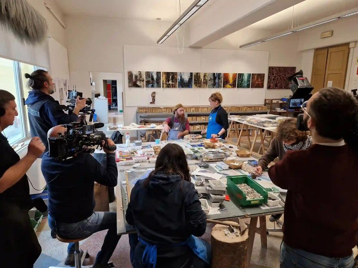Scuola Mosaicisti del Friuli, "i mestieri di Mirko" in onda su RAI 2 sabato 26 agosto 2023 - 