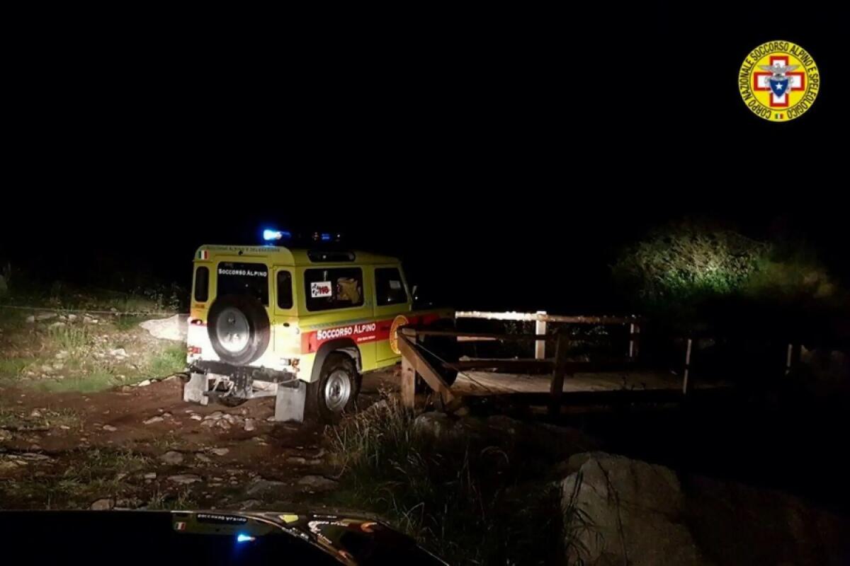 Ritrova i suoi cani, ma si perde: 61enne recuperata nella notte - 