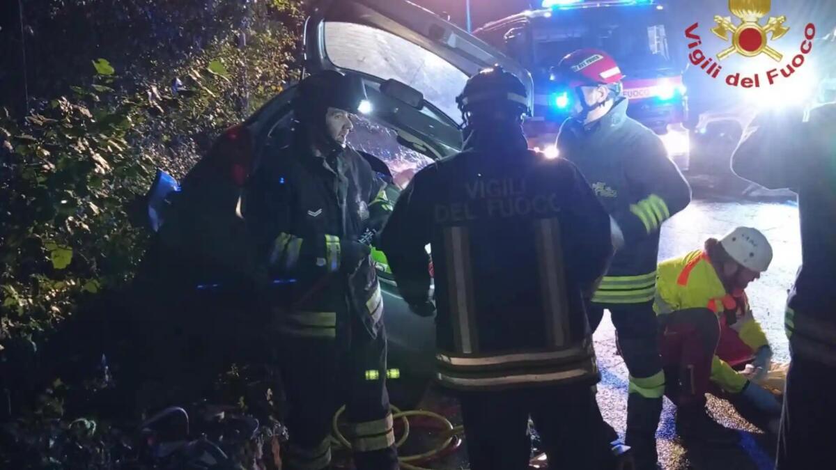Finisce fuori strada con l'auto: deceduto 46enne - 