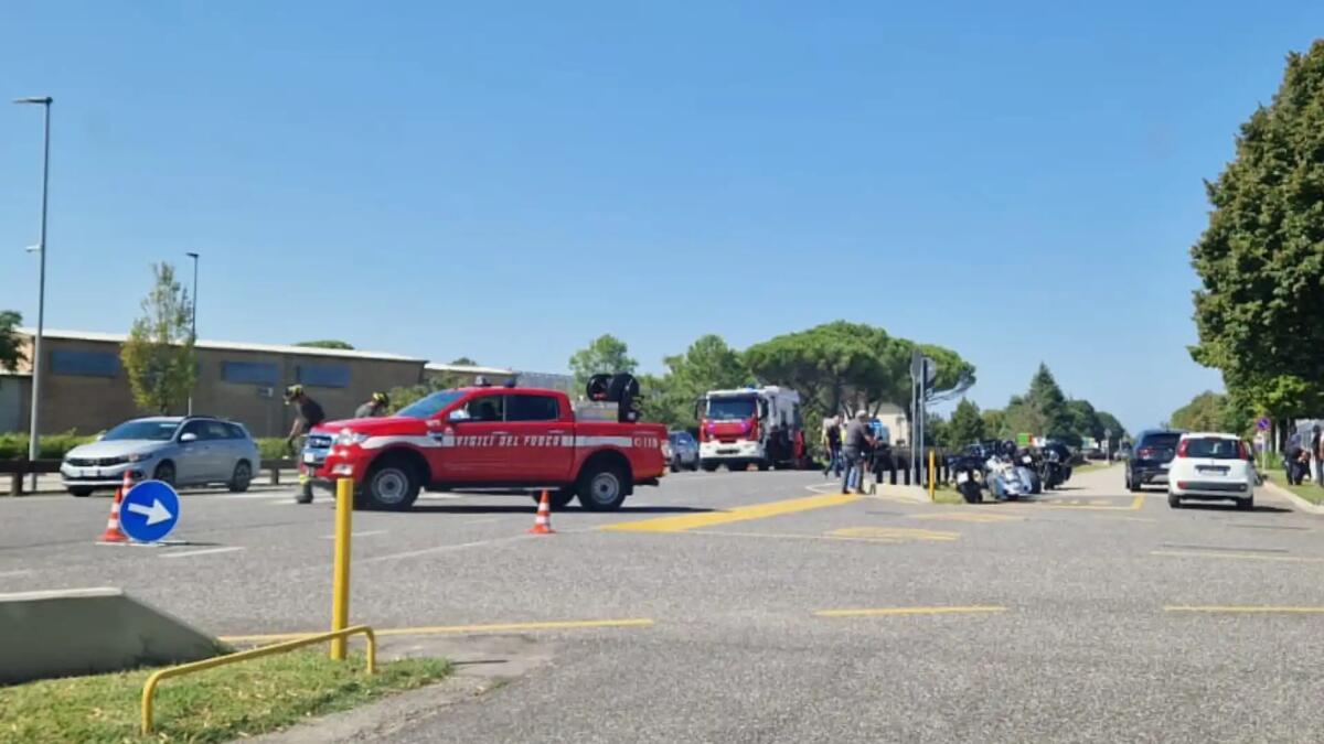 Scontro moto auto a Buttrio: gravi centauro e passeggero - 