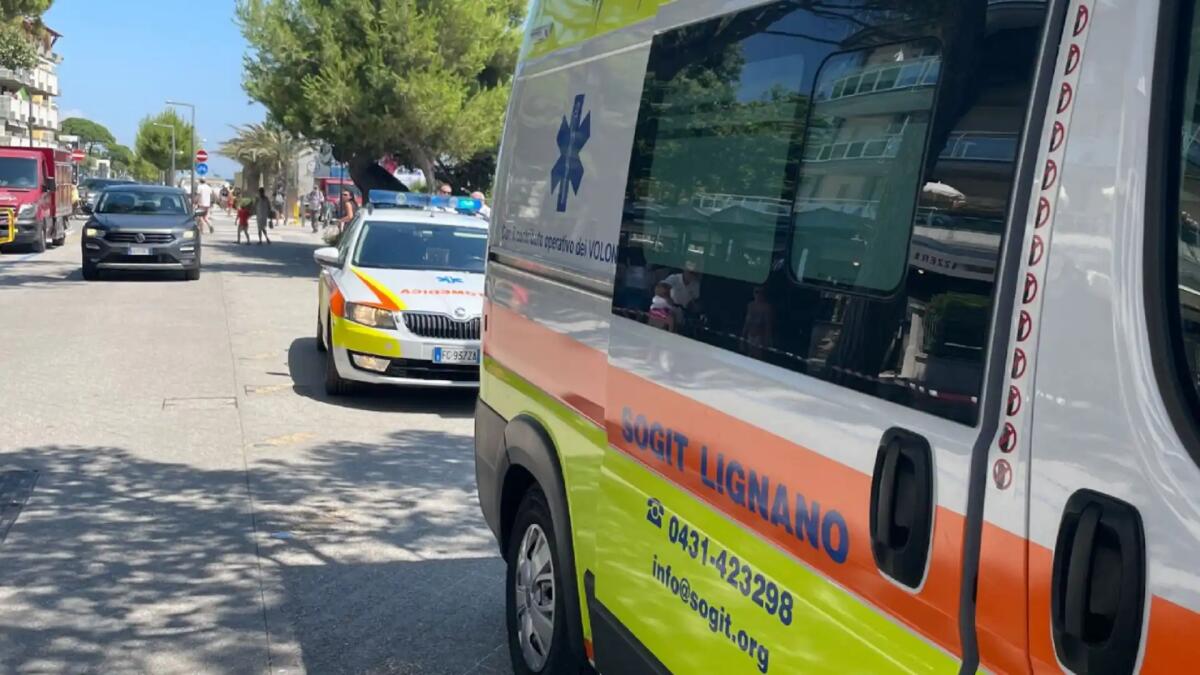 Lignano. Brutta caduta da cavallo, elitrasportata in ospedale una persona - 