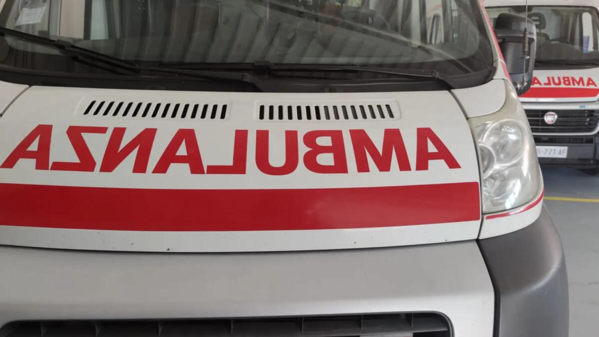Si sente male, si accascia sul marciapiede e va in arresto cardiocircolatorio: gravissimo un 70enne - 