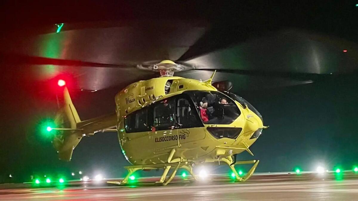 Sesto al Reghena. Sbanda con l'auto e si ribalta: gravissimo 35enne - 