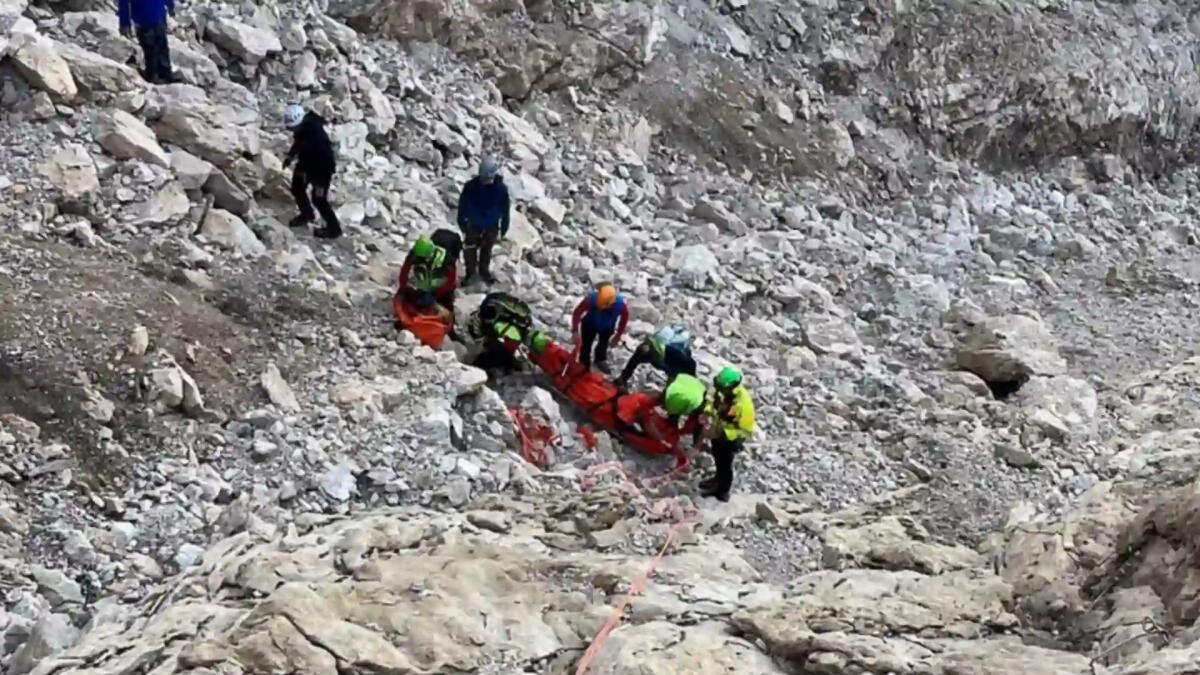 Friulano scivola e si ferisce lungo la normale alla Punta Penia in Marmolada - 