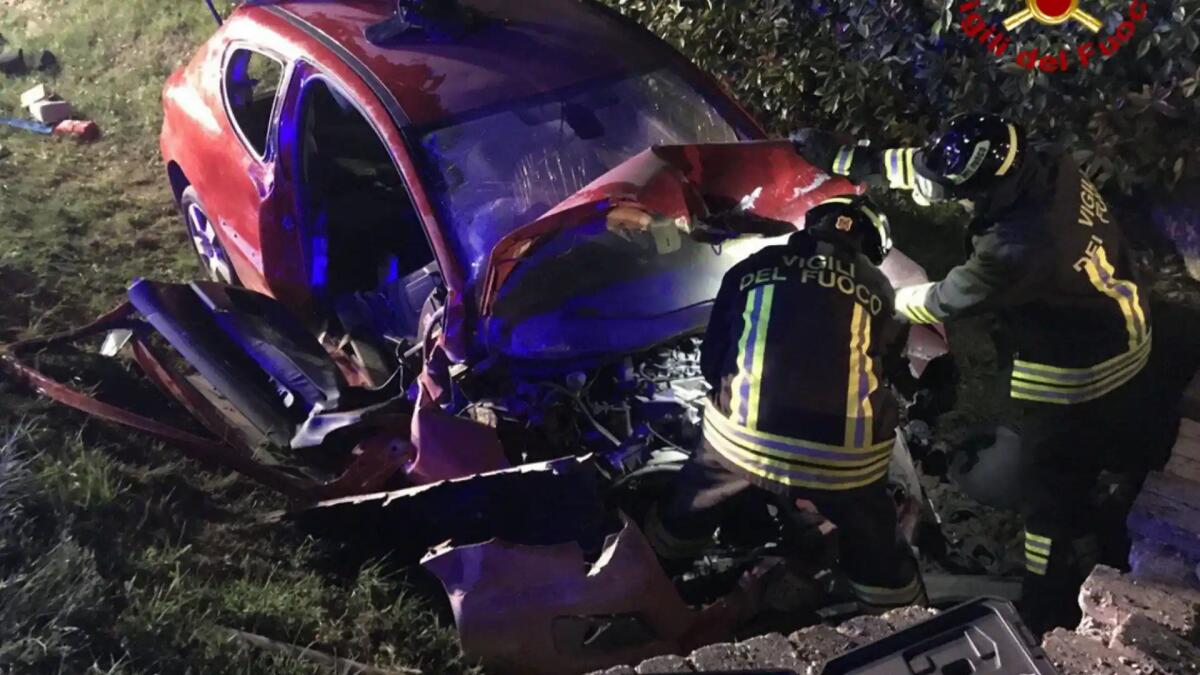 Incidente a Porcia, auto finisce nel fosso: due feriti - 