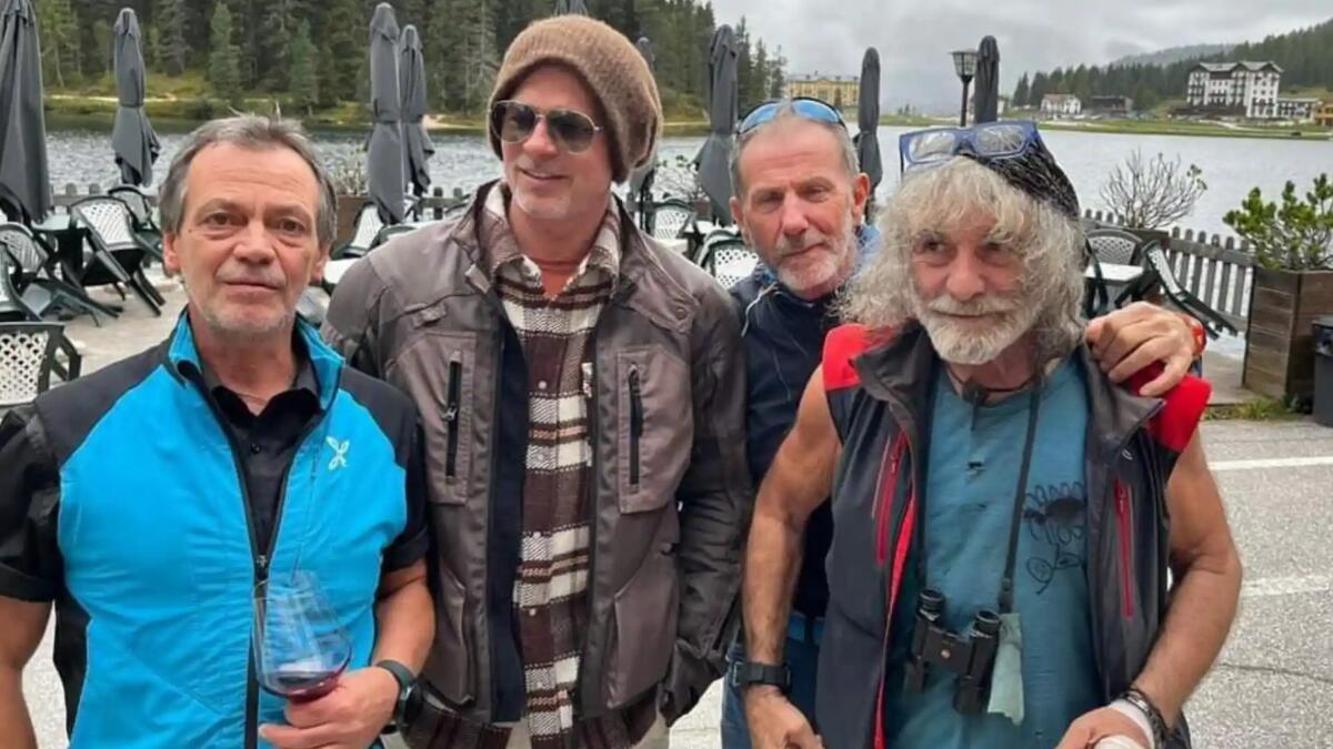 L'incontro tra Mauro Corona e Brad Pitt: colpo di scena a Misurina - 