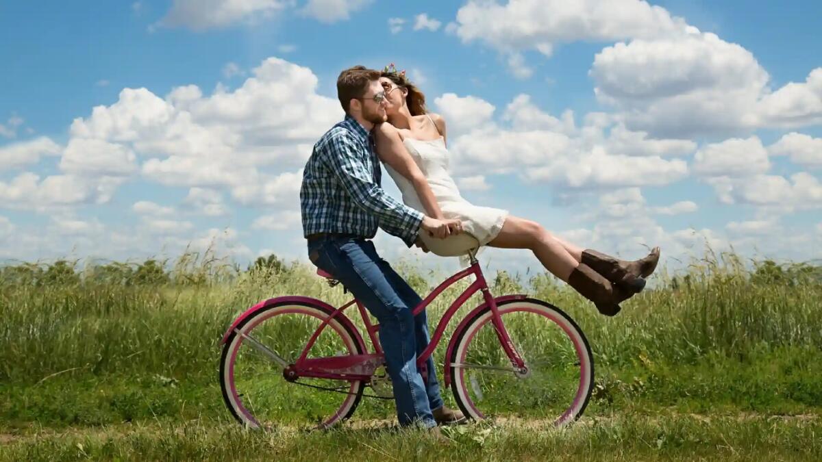 Il Colpo di Fulmine che viene dall'Est Europa: un viaggio d'amore oltre i confini - 