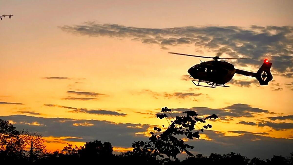 Cade e vola per 5 metri mentre lavora: 45enne gravissimo - 