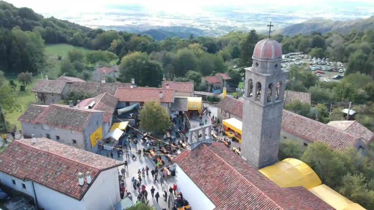 Festa delle Castagne e del Miele di Castagno a Valle di Soffumbergo: il programma 2023 - 