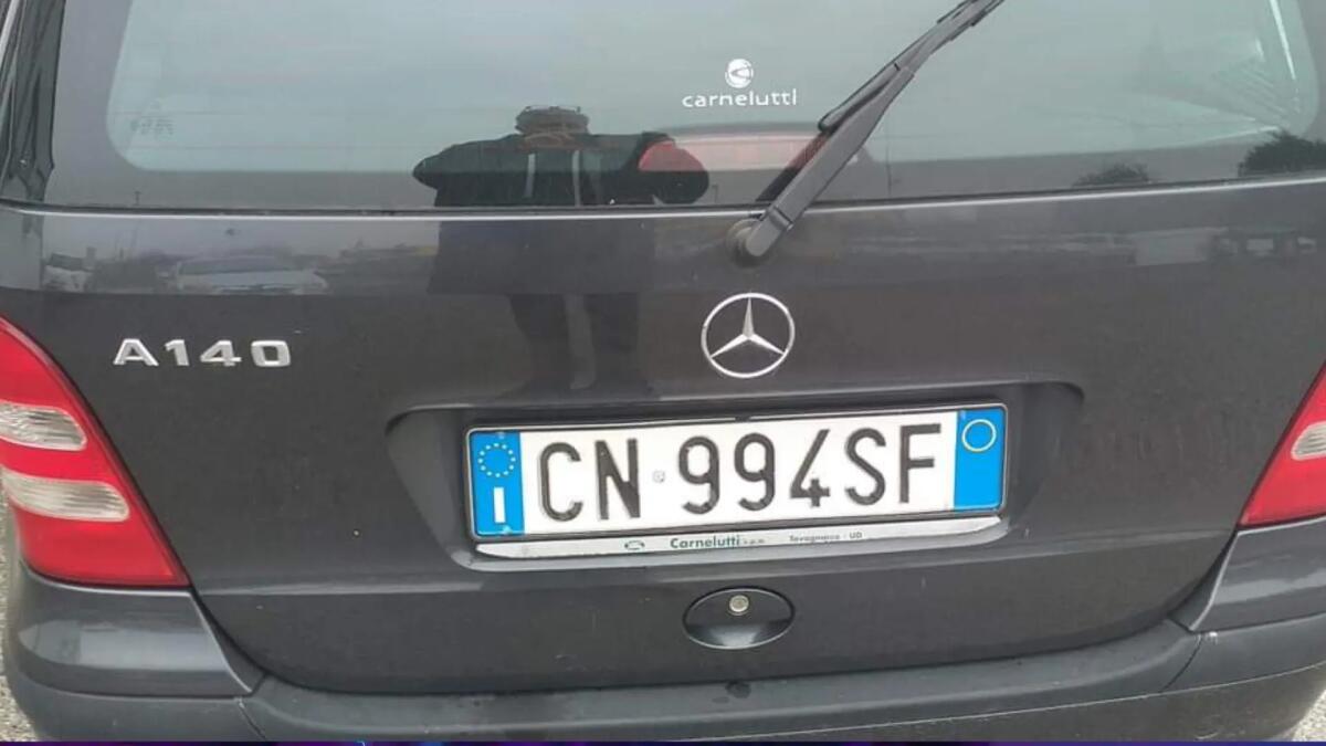 Gli rubano l'auto in pieno centro città a Trieste: l'appello Social per ritrovarla - 