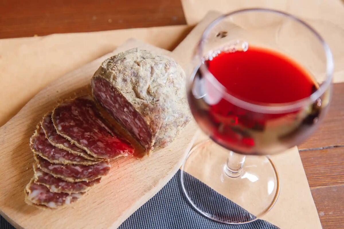 Torna la Festa della Pitina a Tramonti di Sopra, oltre 50 produttori e la cucina dei cuochi Slow Food - 