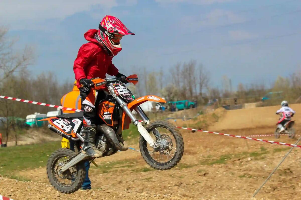 Aquileia. Cade sulla pista mentre fa motocross, grave un bambino di 6 anni - 