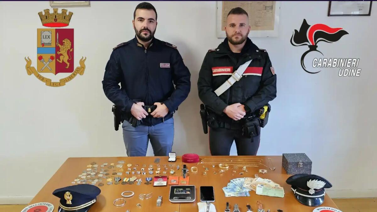 Truffava gli anziani al telefono, bottino da 300mila euro: arrestato -