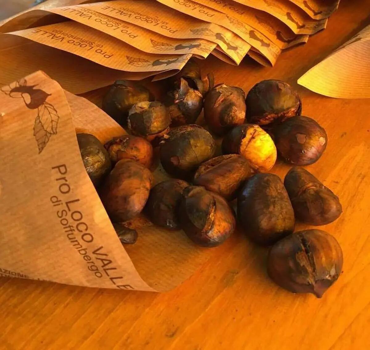 Faedis, successo per la festa delle castagne e del miele di castagno a Valle di Soffumbergo - 