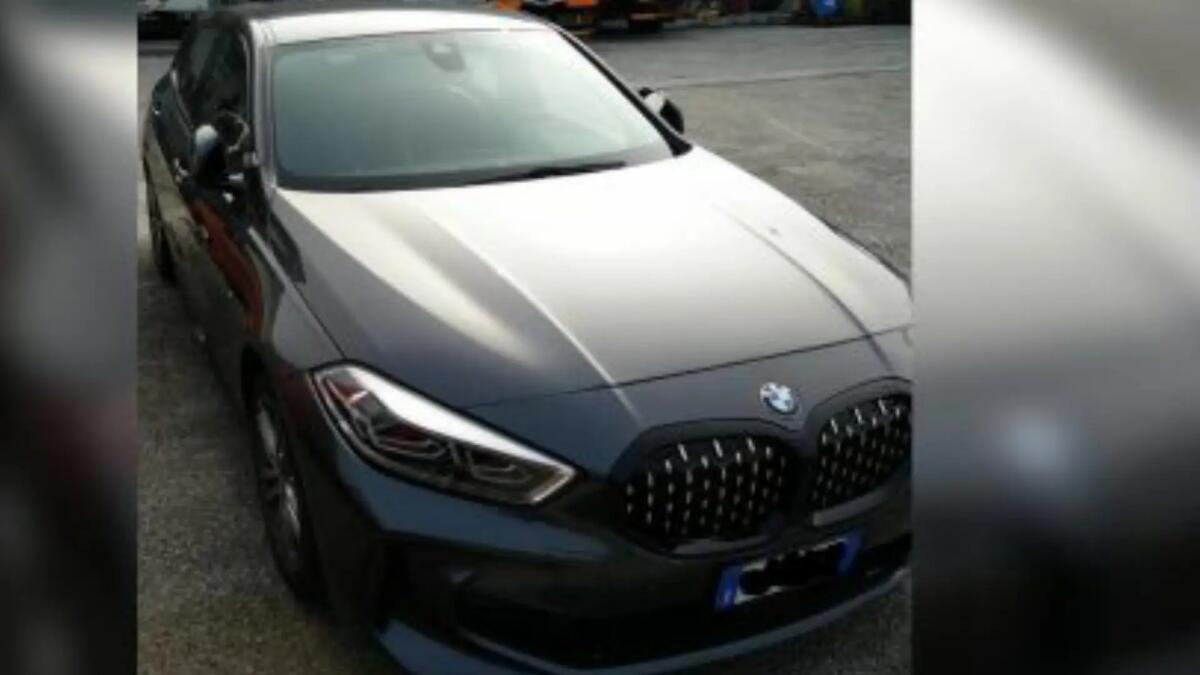Rubano una BMW e fuggono verso la Slovenia: fermati in A4 due rumeni - 