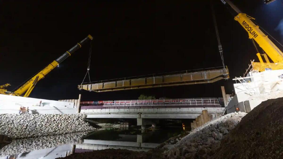 Varo del ponte Fiume Lemene, chiude l'A4 tra Latisana e Portogruaro -