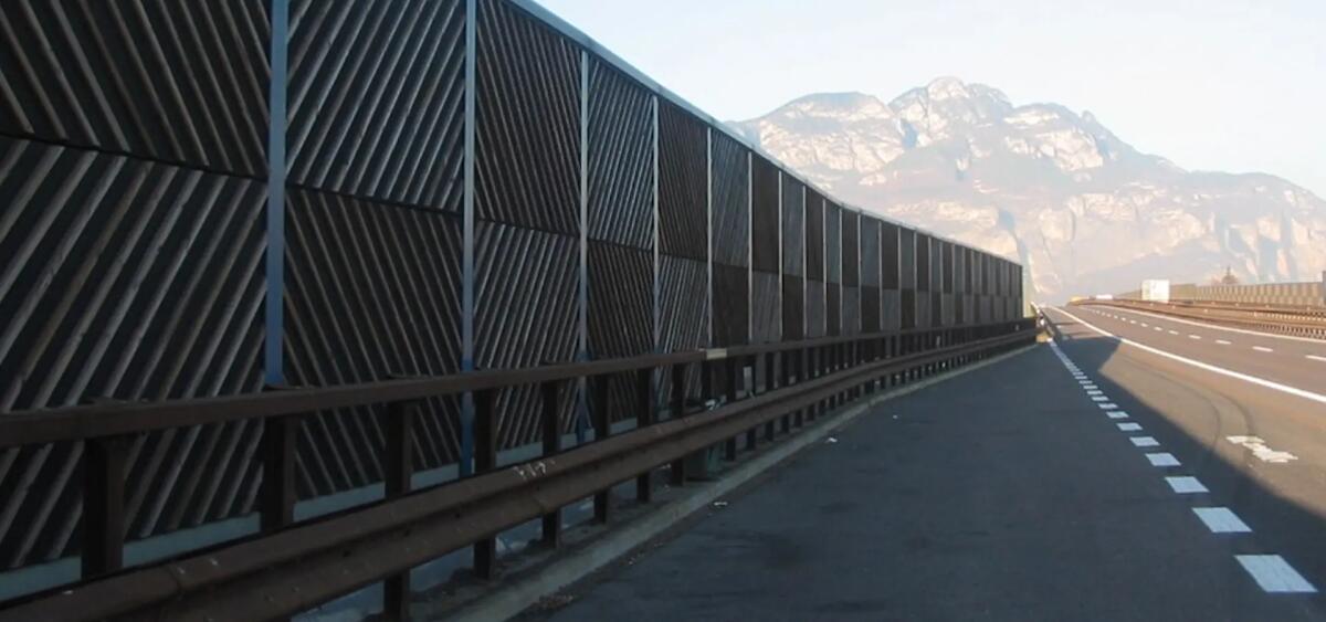 Legge sul Rumore in Italia e l'Emergente Necessità dei Pannelli Antirumore - 