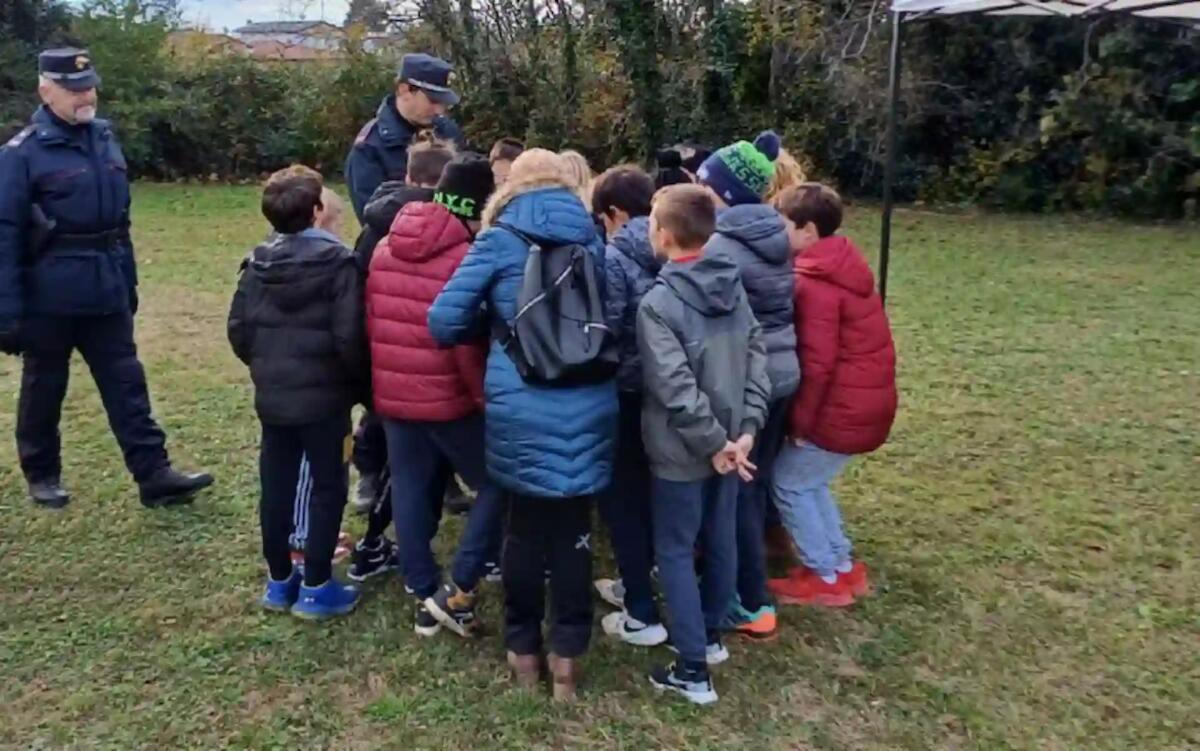 Giornata nazionale degli alberi: nuove piante messe a dimora dagli alunni delle scuole primarie di Cividale del Friuli - 