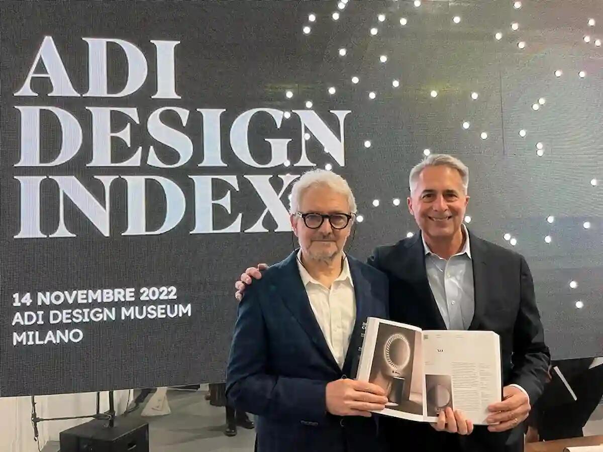 Lo specchio XO di Vanità&amp;Casa alla cerimonia di premiazione delle Eccellenze FVG 2022-2023 - 