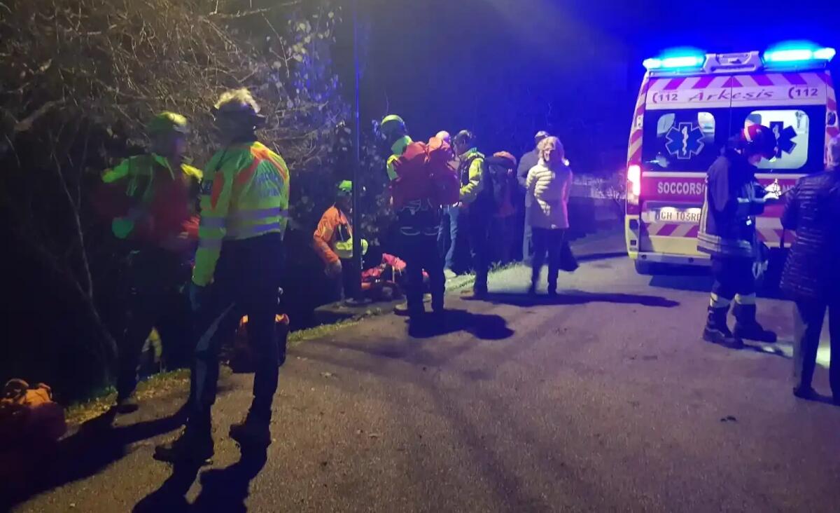 Scivola per una trentina di metri in una scarpata a Frisanco: soccorso 60enne - 