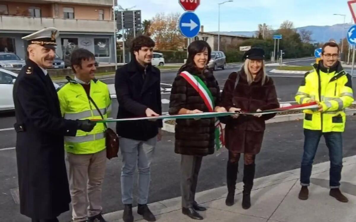 Inaugurata a Fiume Veneto la doppia rotatoria in viale della Repubblica - 