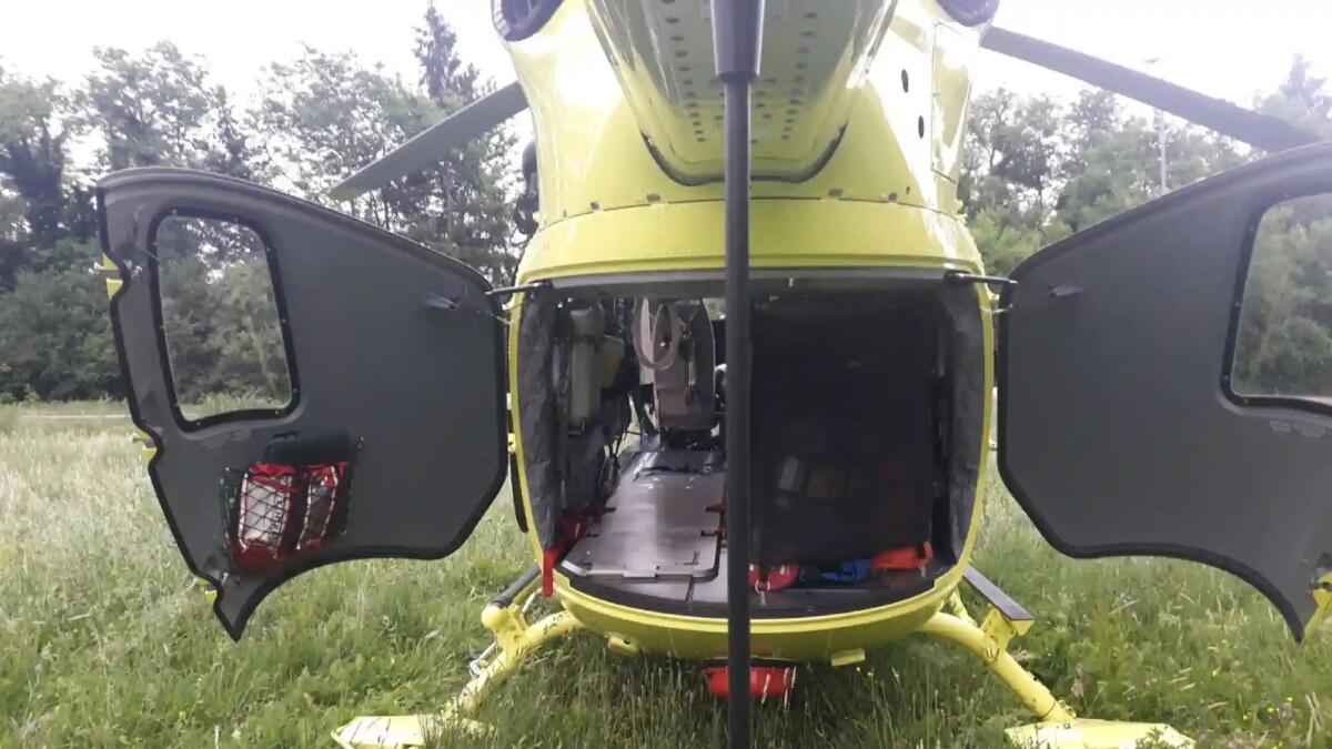 Basiliano. Si amputa una mano con la sega elettrica: soccorso un anziano - 