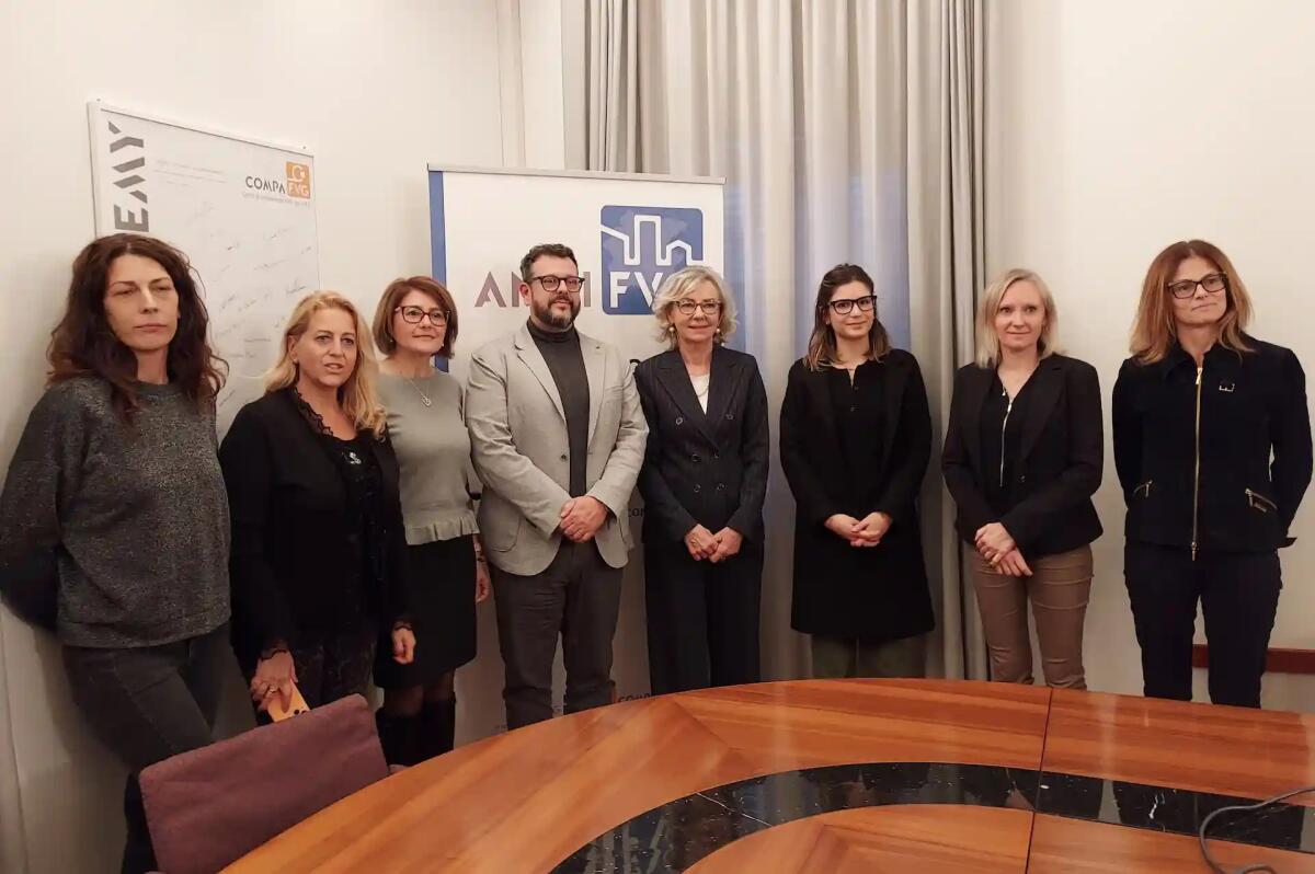 Anci Fvg rinnova l'impegno nella lotta alla violenza sulle donne e nella parità di genere -