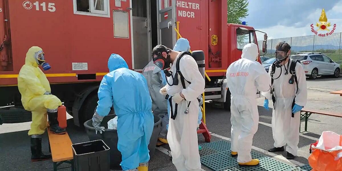 Udine, allarme alla scuola Fermi per una busta con polvere sospetta: 12 persone in quarantena - 