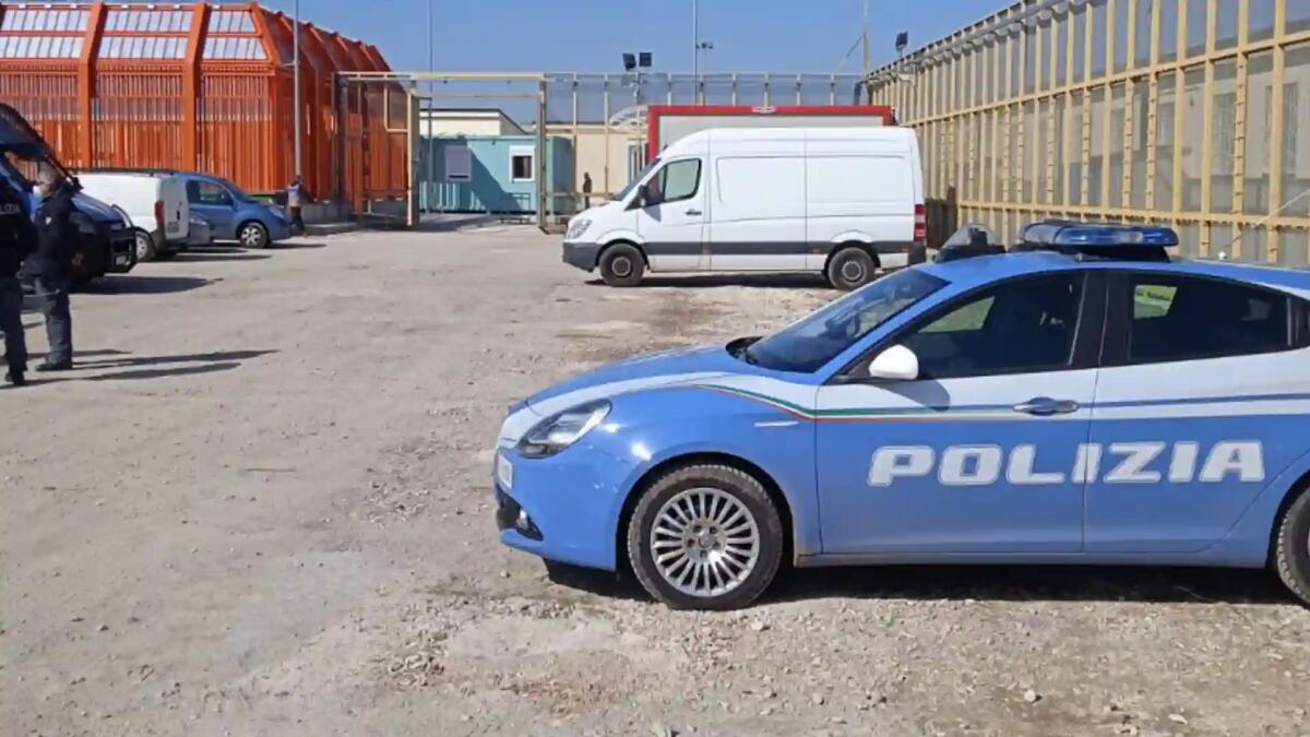 Sbarcato a Lampedusa, tunisino 19enne viene beccato a rubare in centro a Pordenone - 