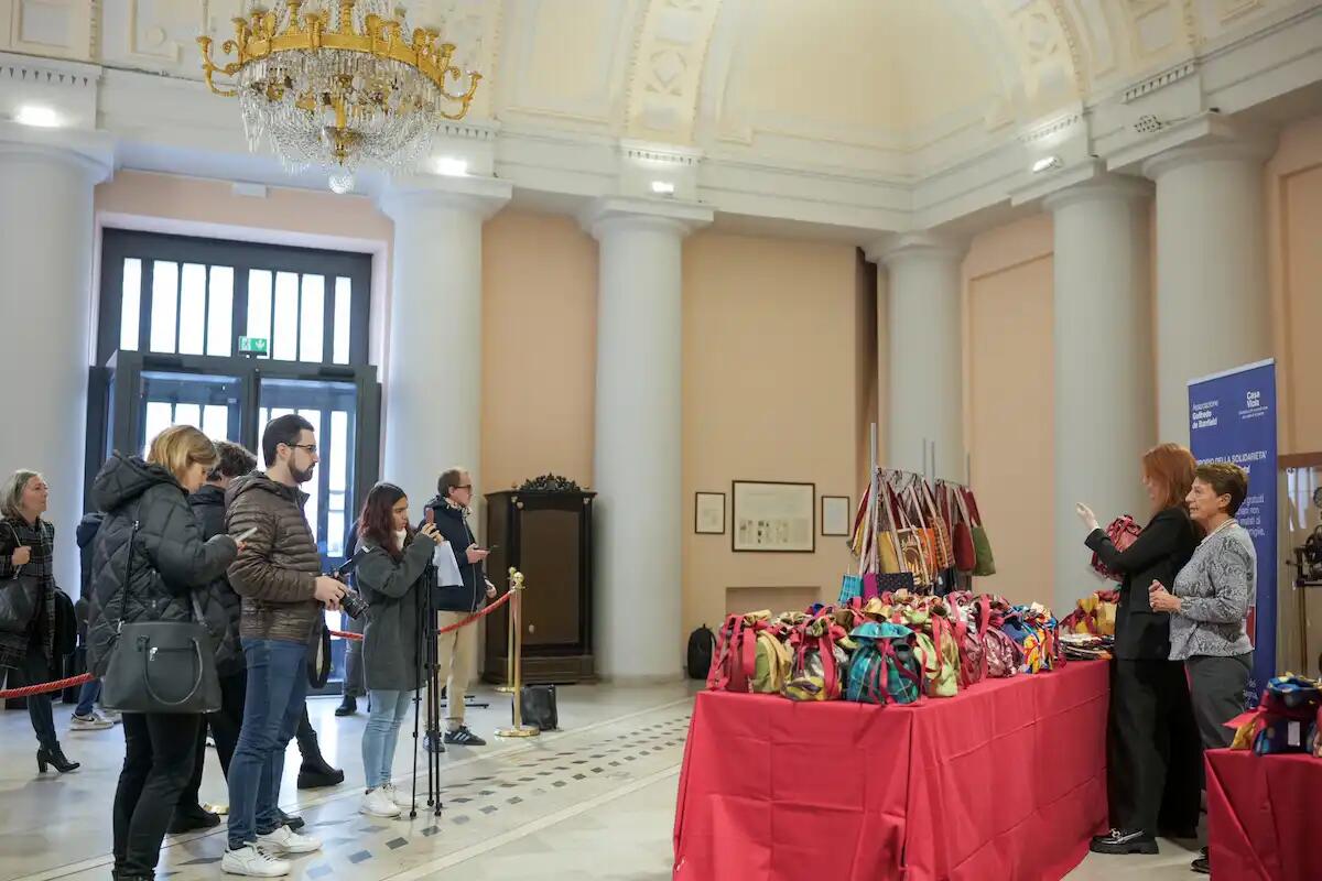 Associazione De Banfield, presentate le iniziative natalizie dell'emporio della solidarietà -
