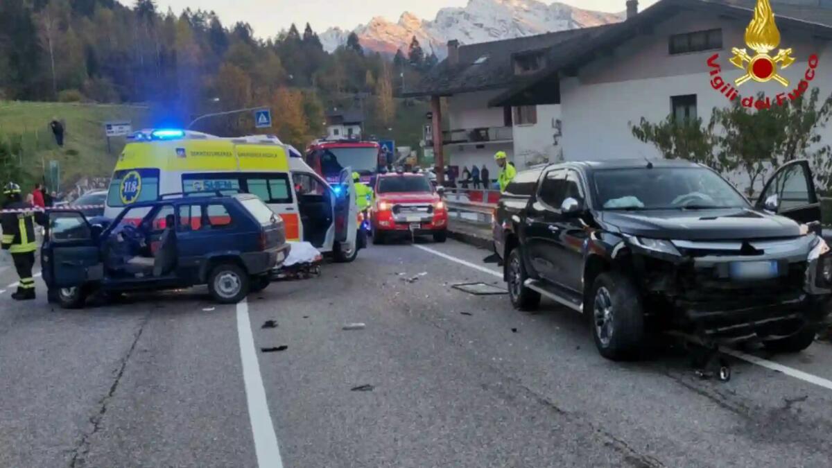 Drammatico scontro tra due auto: un conducente morto sul colpo - 