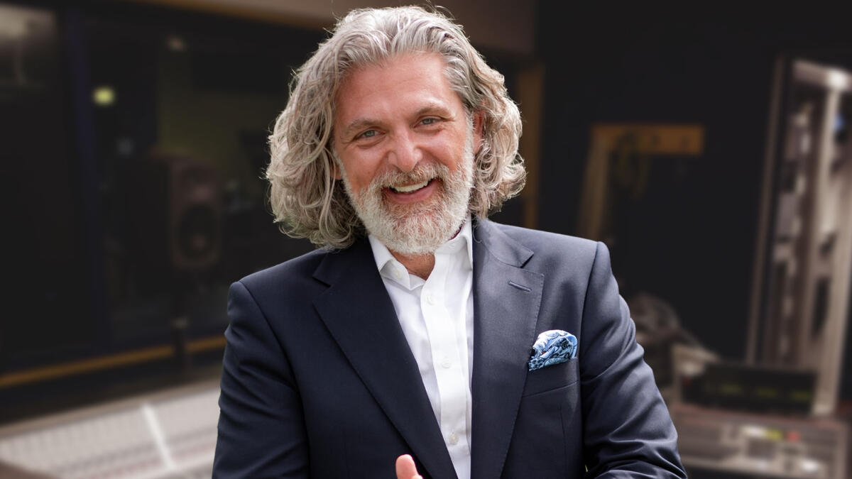 La visione su tecnologia e umanità di Simon Vumbaca, nell'intervista di Cristian Comelli - 