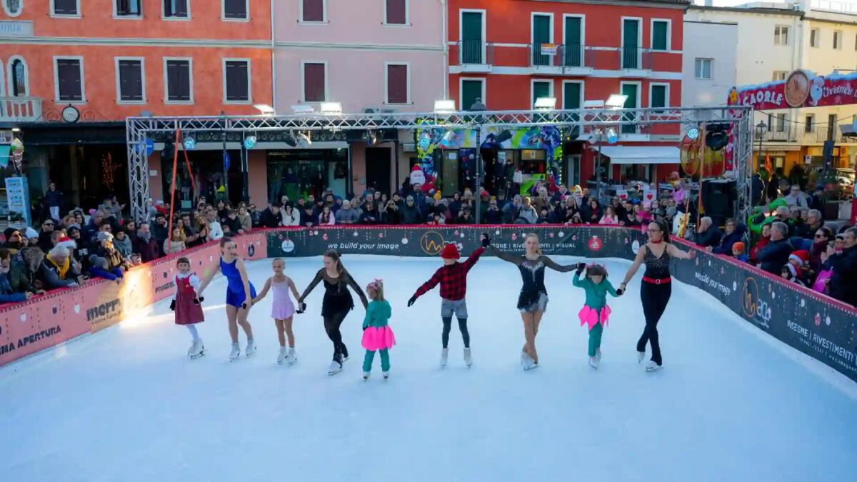 Natale di musica a Caorle con i Neri per Caso, concerti e Gospel. Eventi con balli acrobatici - 