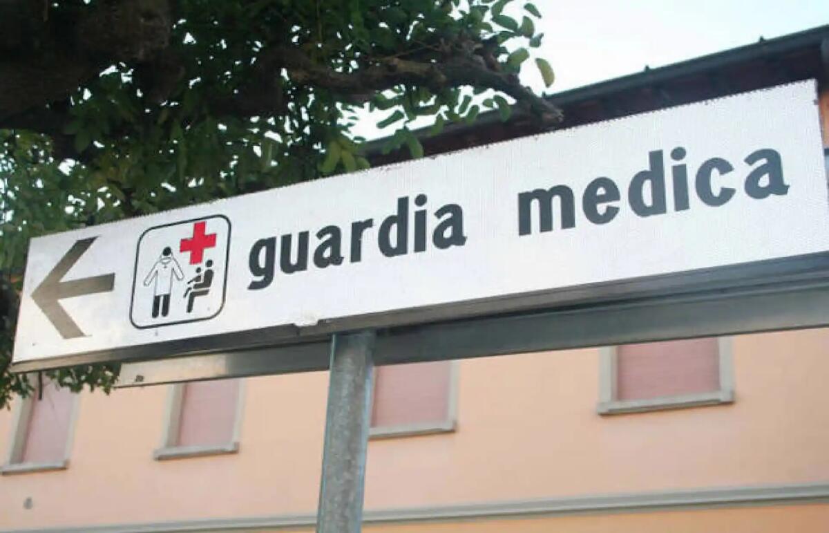 Guardia Medica, servizio in crisi e pugni contro la porta: il difficile Natale nel Friuli Occidentale -