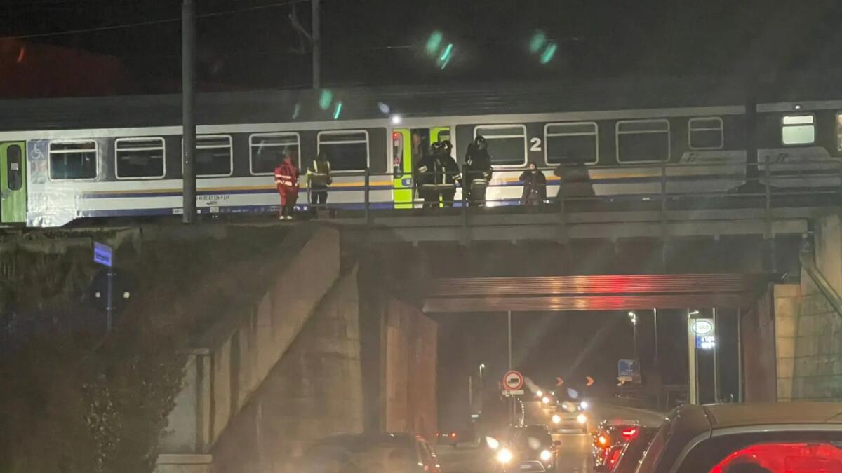 Dramma a Latisana, una persona travolta e uccisa da un treno. Sospesa la circolazione -
