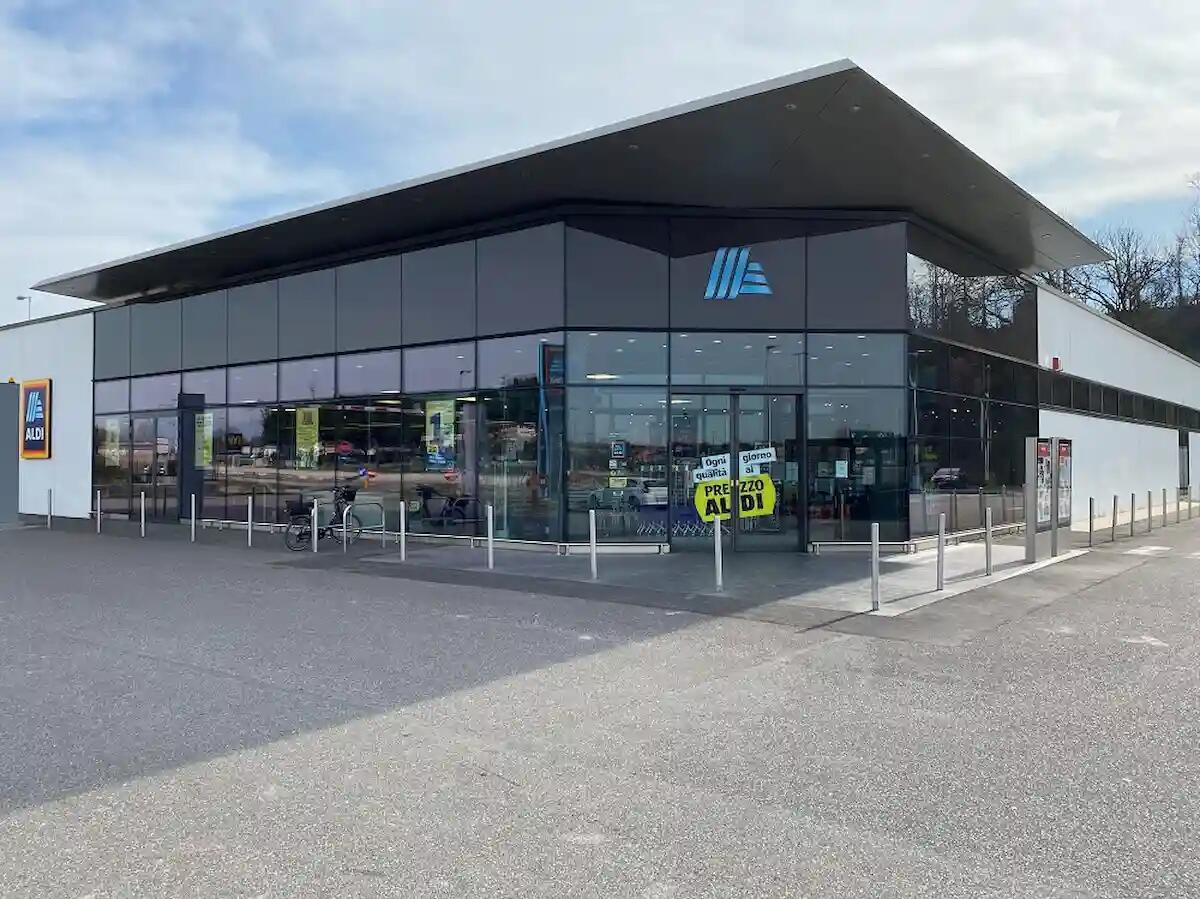 Aldi inaugura un nuovo negozio a Dueville, il “prezzo aldi” continua a raccogliere consensi in Veneto - 