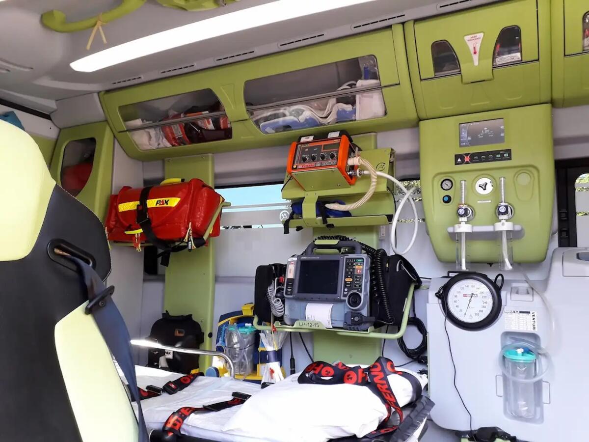 Investito mentre cammina: giovane uomo ferito a Monfalcone - 