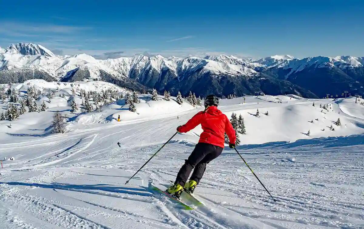 Natale con il sole sulle piste di Pramollo per un weekend di sport e sapori di confine - 