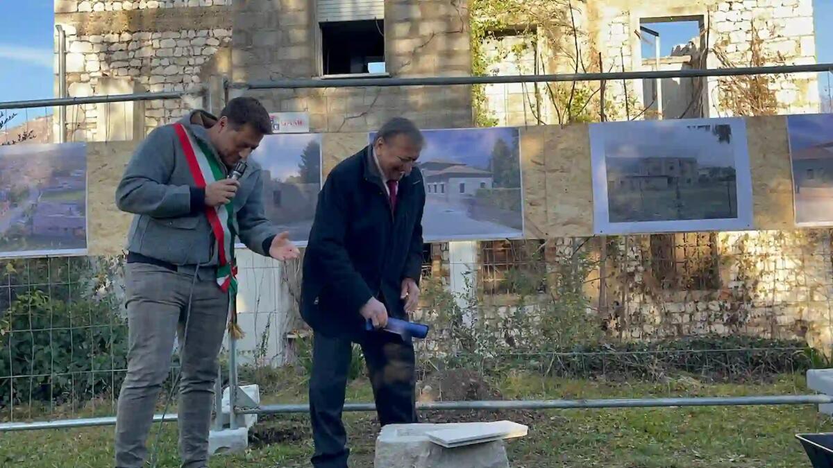 Aviano, posata la prima pietra del cantiere recupero ex latteria Villotta-Castello -