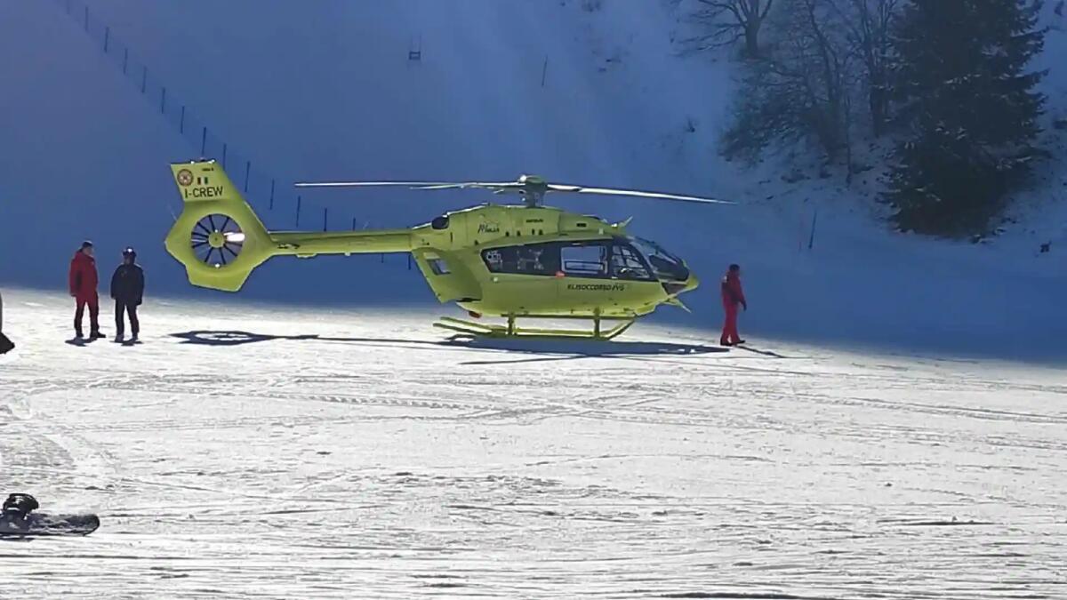 Scivola dalla seggiovia a Piancavallo e vola per 4 metri: ferita una bambina - 