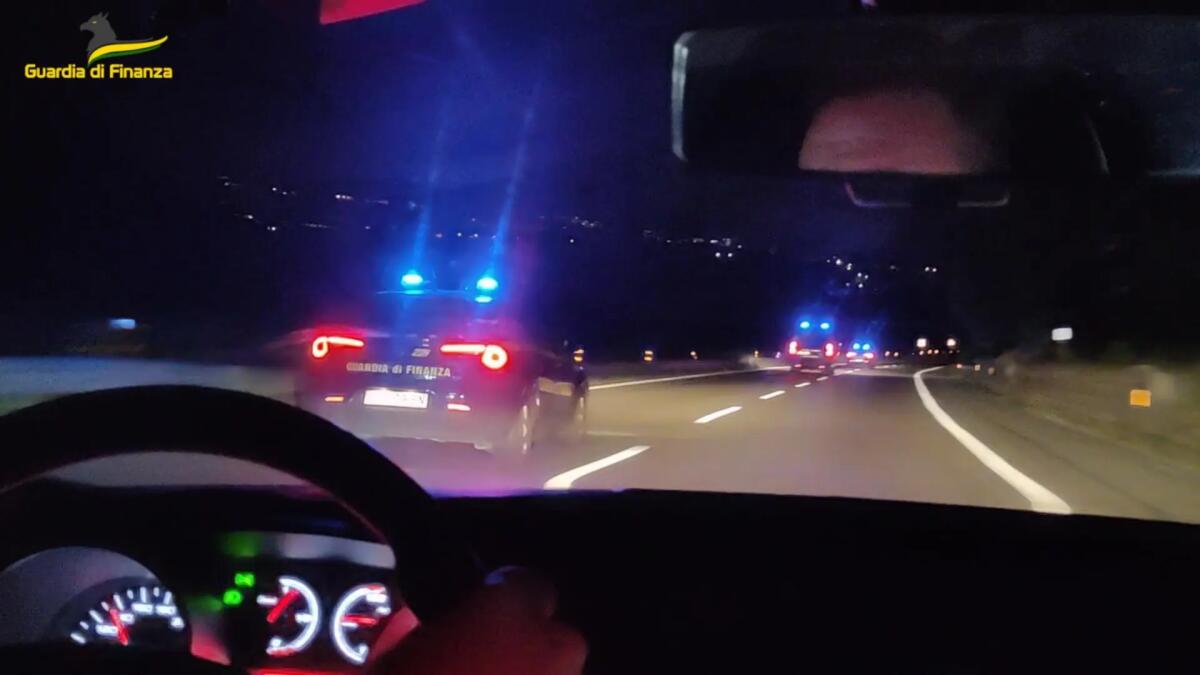 Mafia, blitz della Guardia di Finanza e arresti anche a Udine - 