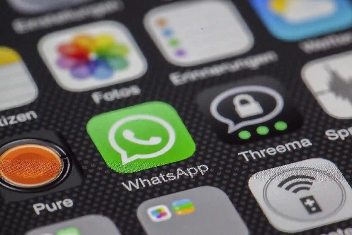 Proteggi il tuo account WhatsApp dagli hacker - 