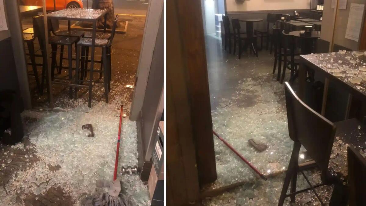 Due furti in 4 giorni al Royal Bar di Trieste, il titolare: «più controlli e telecamere» - 