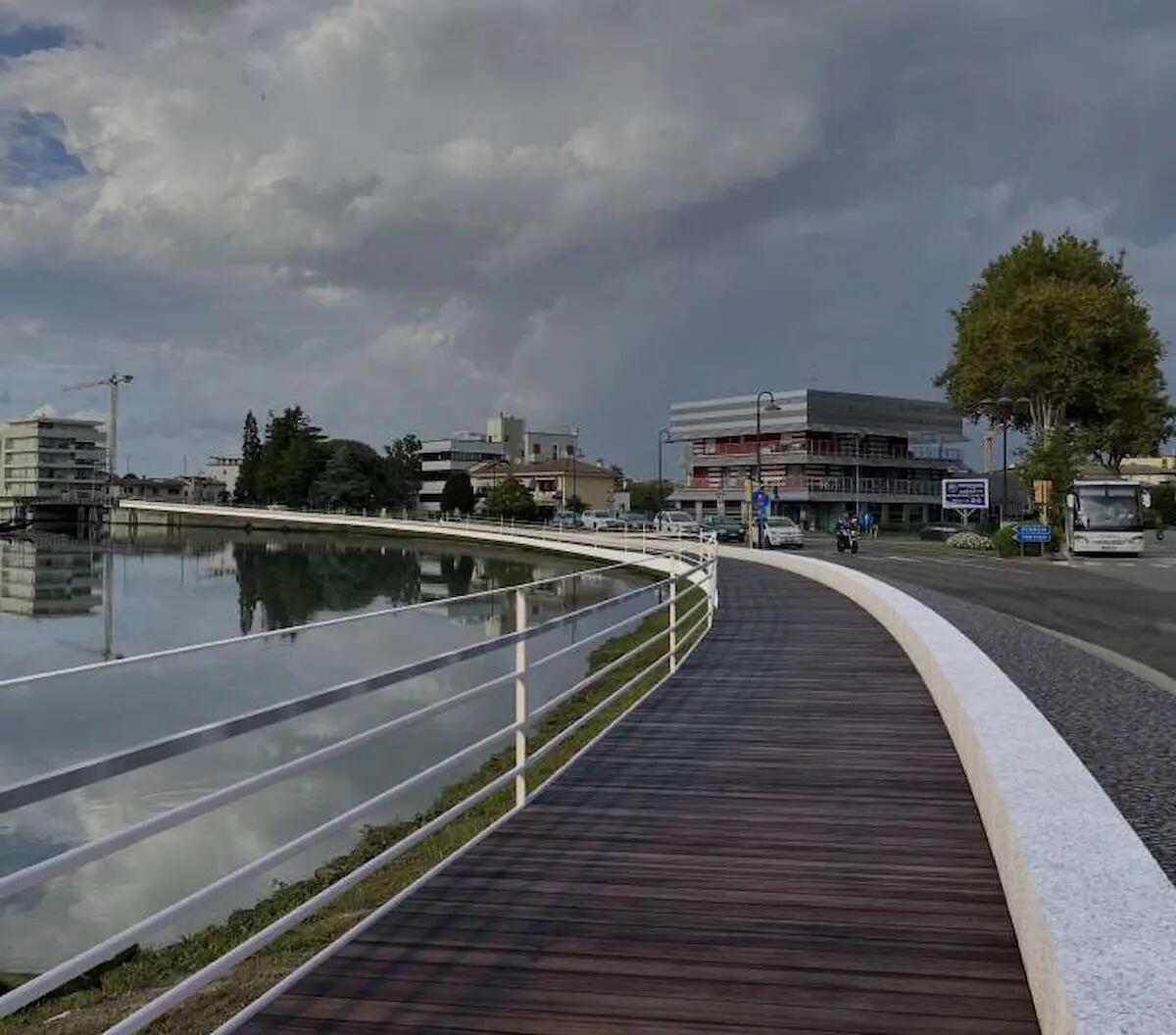 Centro storico, in arrivo la ciclopedonale a sbalzo sul Sile - 